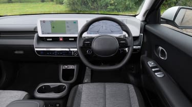 Hyundai Ioniq 5 RWD - dash